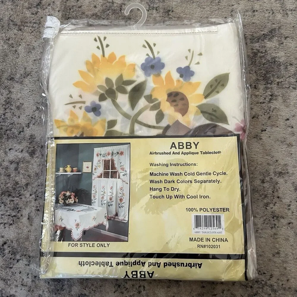 Vtg Applique Tablecloth Abby Cottagecore Floral Beige Airburshed Design 60x84